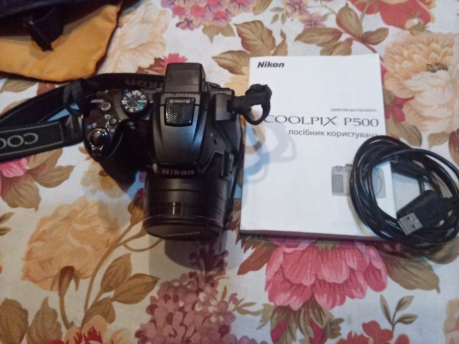 Продаю цифрову фотокамеру Nicon Coolpix P500