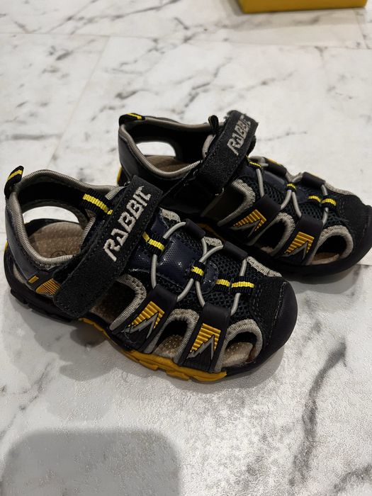 Босоножки детские