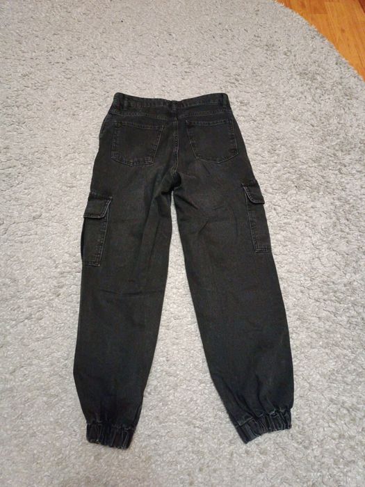 Продаються джинси Карго