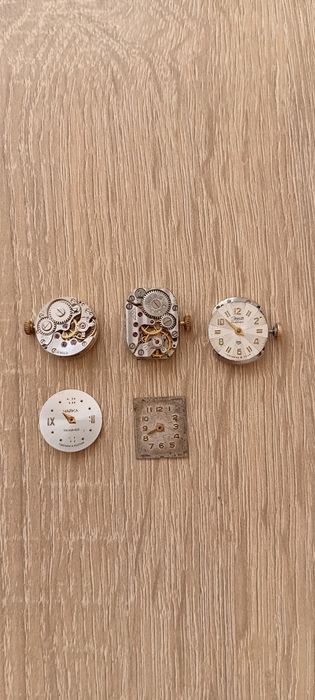 Жіночі годинники механізм