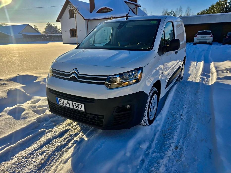 Citroën BERLINGO  Citroen Berlingo! Odnajdzie się w każdych warunkach!