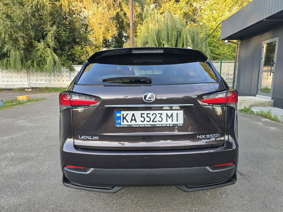 Lexus NX 300H 2015 авто для себе