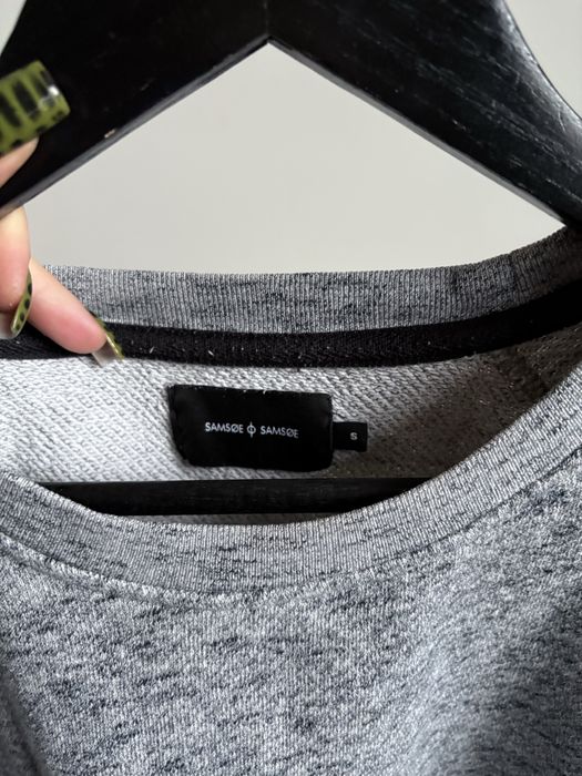 szara bluza Samsoe Samsoe