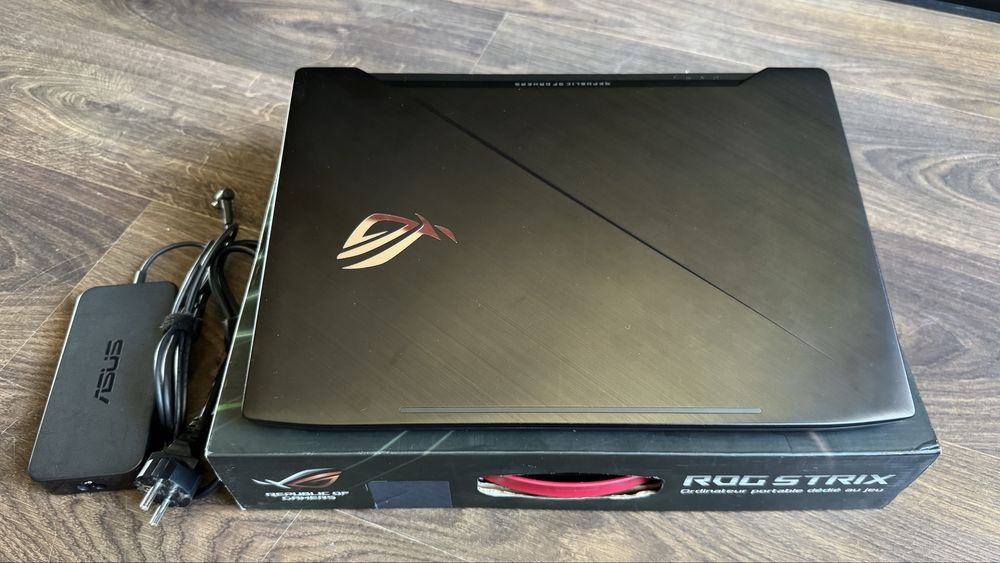 Asus ROG Strix GL503V 15'6 i7 GTX 1050 laptop gamingowy