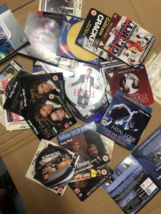 DVD e CDs colecionáveis