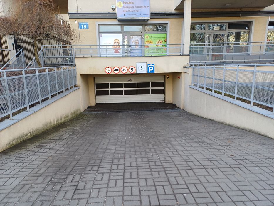 Miejsce postojowe Warszawa Bielany