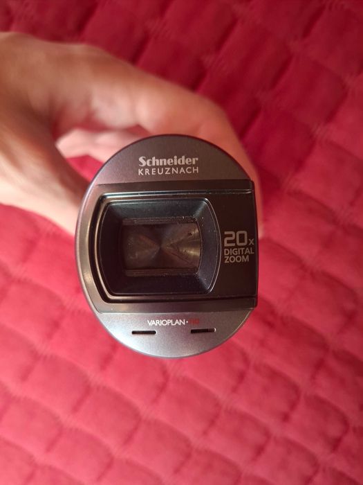 Handycam Samsung Avariada
