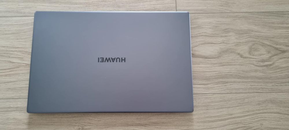 Laptop Huawei MateBook D15
