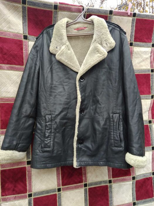 Продам Emilio Gallioni куртка кожаная на меху с пуговицами Италия