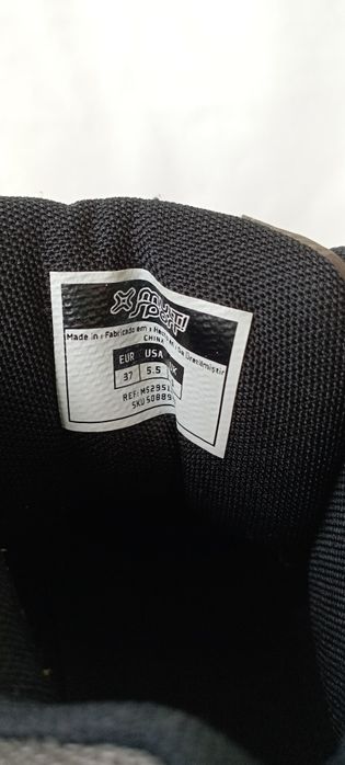 Calçado de caminhada da Multisport tamanho 37