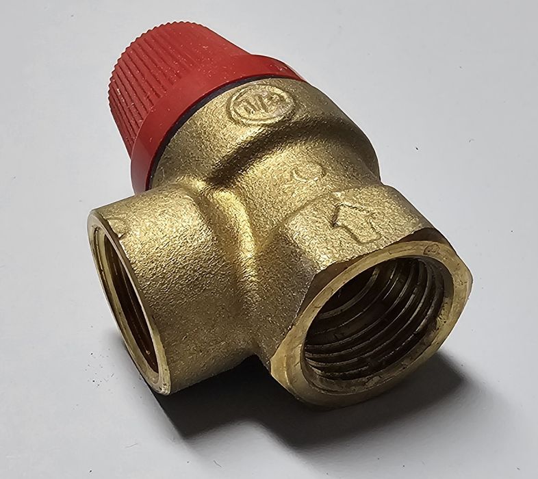 Válvula segurança 1/2'' fêmea-fêmea 7 bar 311470 Caleffi