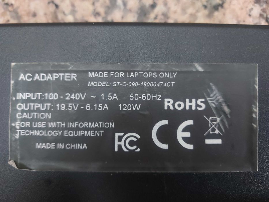 Carregador Portátil. Output 19.5V 6.15A 120W