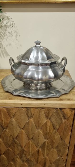 Terrina e prato em estanho puro ( 95 %)