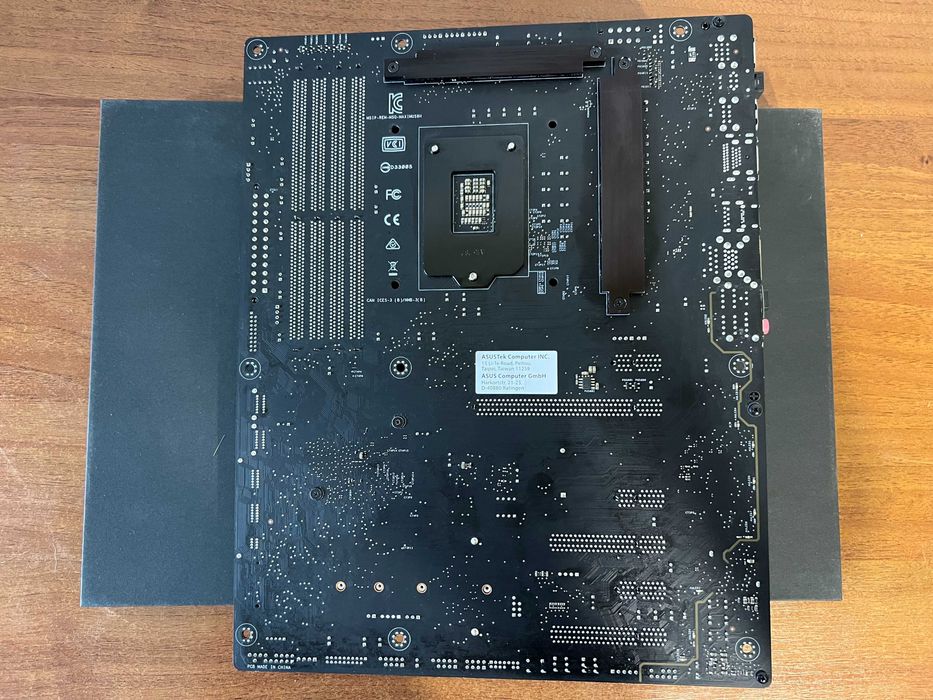 Asus ROG MAXIMUS VIII GENE LGA1151 DDR4 M.2 SATA 6Gb/s USB3.1 Type A