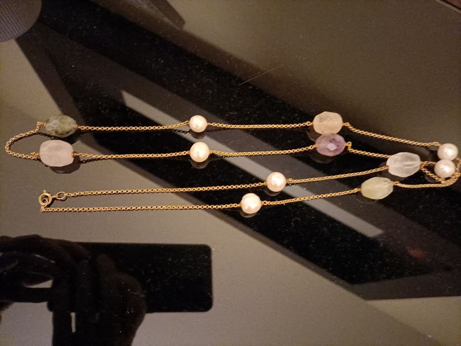 Colar em prata 925 dourada com pedras naturais