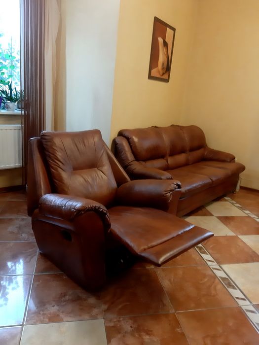 Кресло кожаное реклайнер