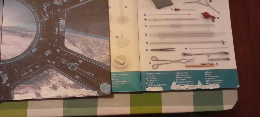 Manuais de físico quimica 7 ano