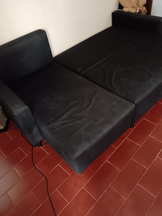 Sofá com chaise longue