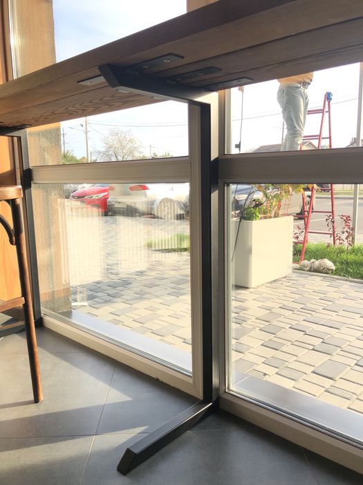 Стол высокий ///