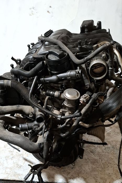 Мотор двигун двигатель AVU Vw Golf 4 Audi A3 Skoda Octavia 1.6 8V