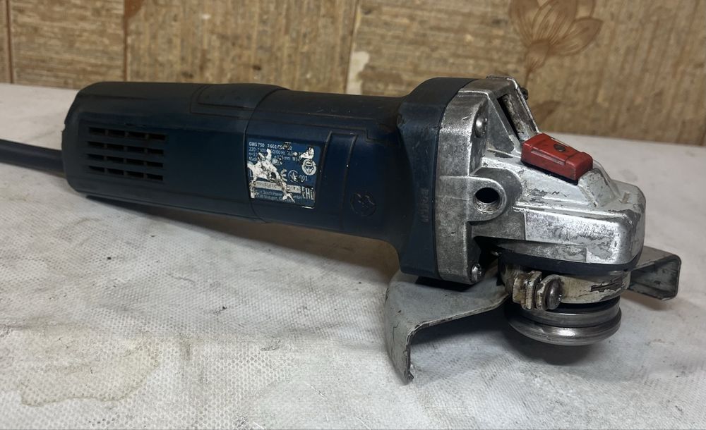 Bosch GWS 750 Professional Болгарка 125мм 750Вт