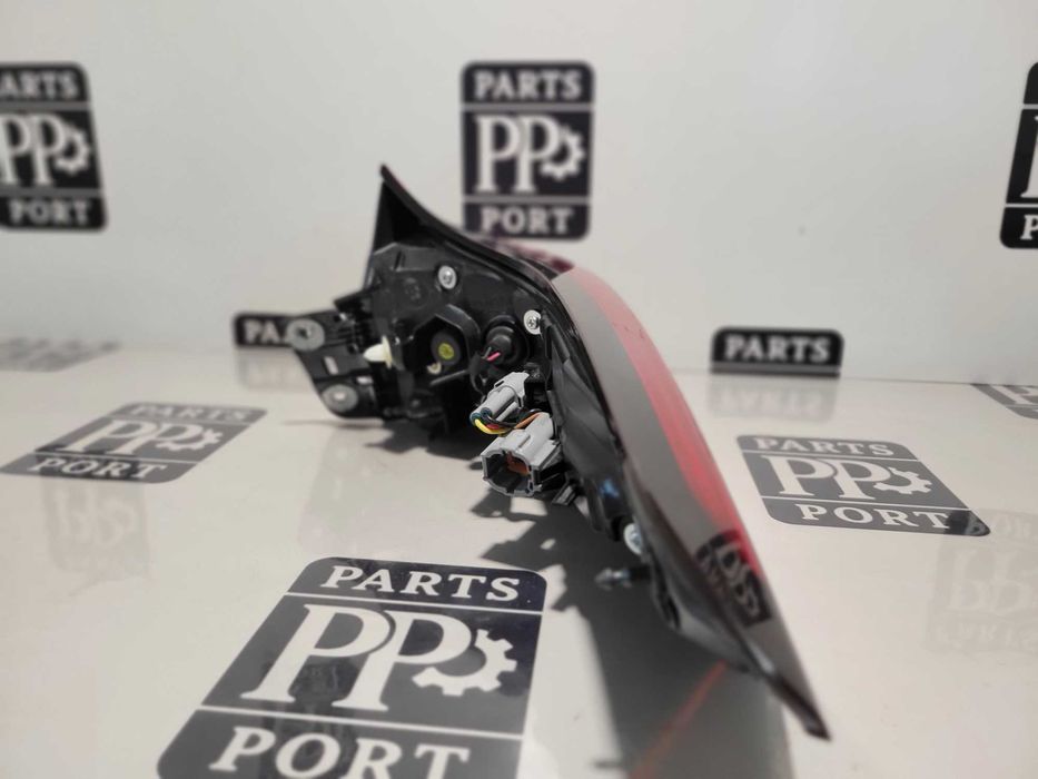 Фонарь ліхтар стоп задній лівий Nissan Rogue T33 1.5 2021 2022 2023+