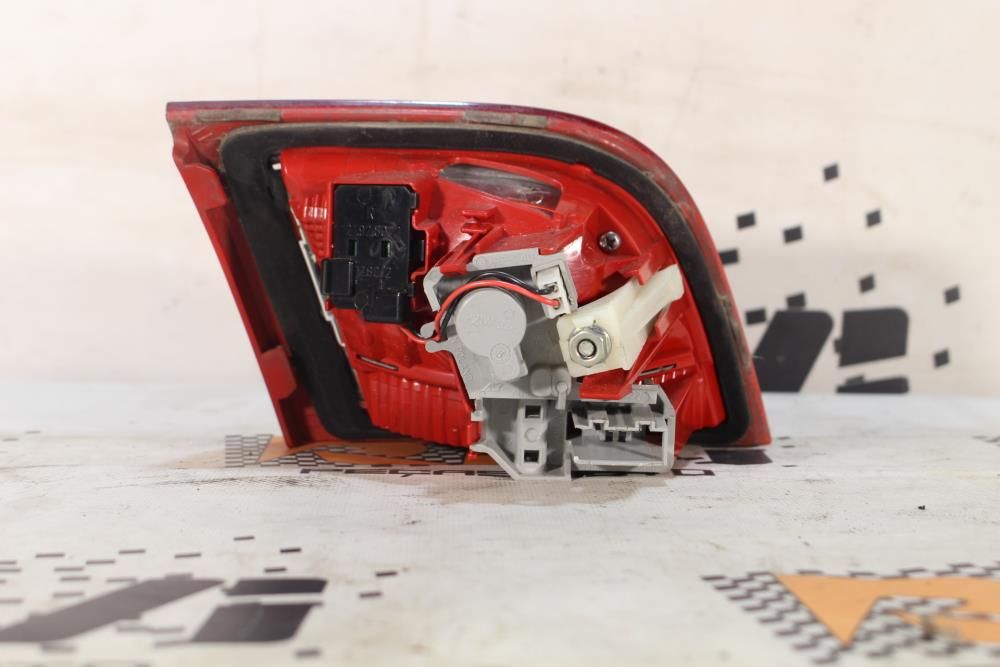 Farolim direito AUDI A3 (8P1)