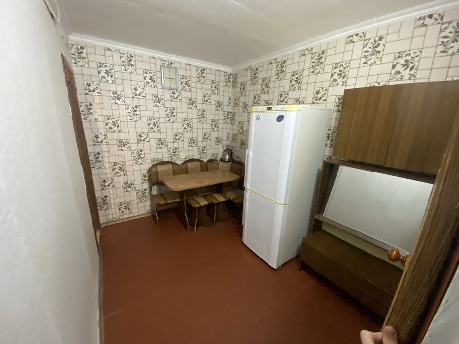 приватизовані 3 кімнати в гуртожитку