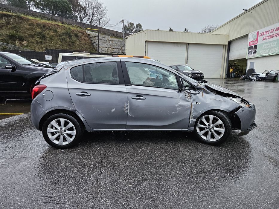 Opel Corsa E 1.2i de 2018 para peças