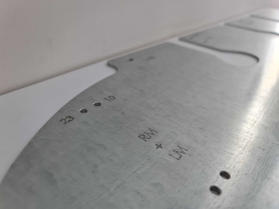 Metalowy szablon do łączenia blatów -UNIKA na frez 12 mm - BEZ GWINTU