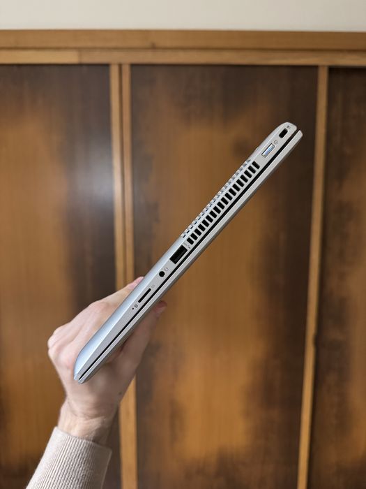 HP ProBook x360 440 G1 | i5 | 16GB | 256GB SSD | 14” FHD