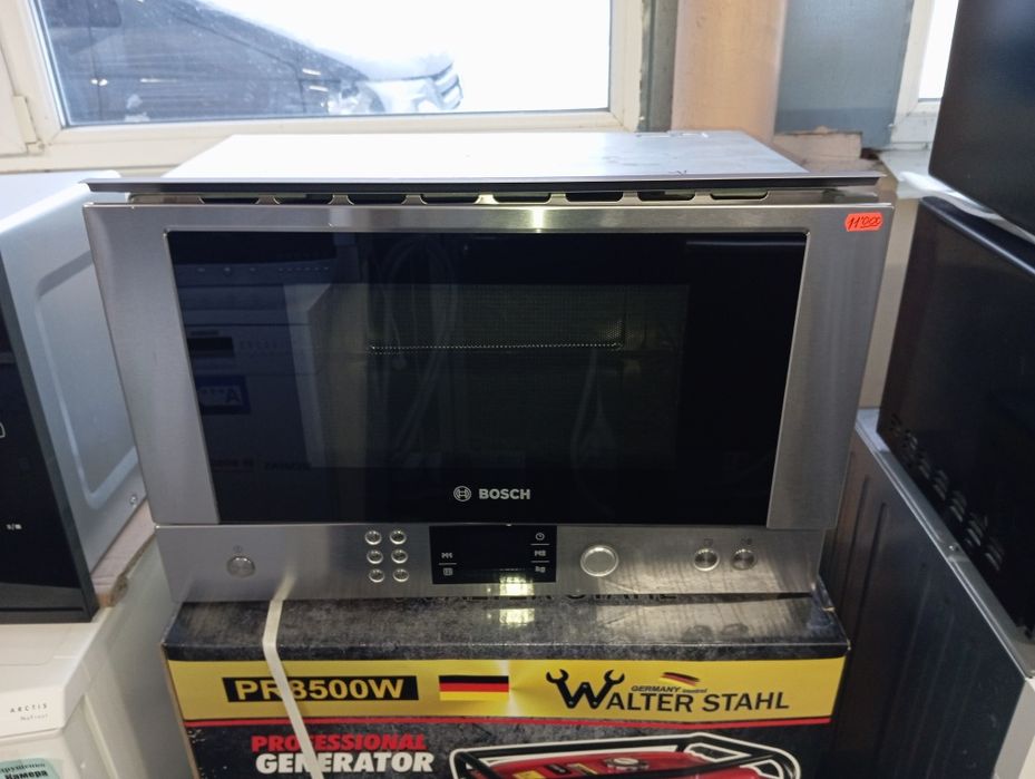 Встраиваемая микроволновая печь Bosch черная нержавейка из Германии