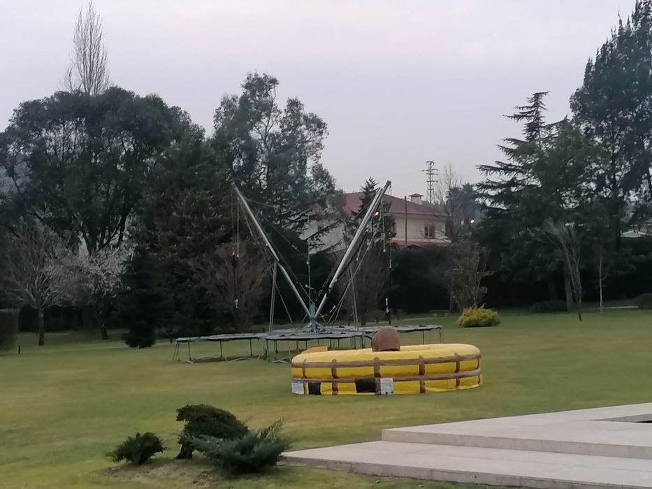 Airbungee 4 Camas Elásticas 9,0x9,0x7,00