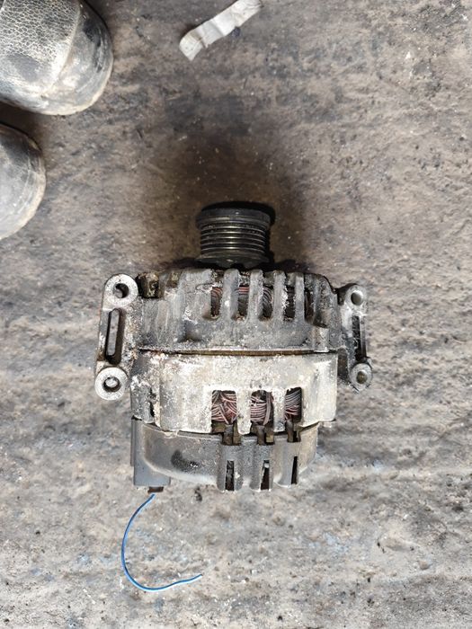 Alternator Mercedes W204 W212 Sprinter W906 2.2 CDI A0131546802