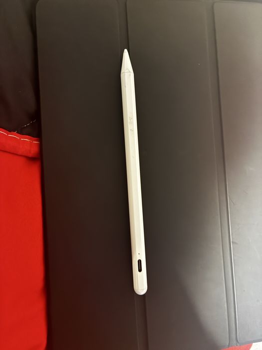 Vendo tablet 9a geracao com capa, 2 peliculas de vidro e caneta