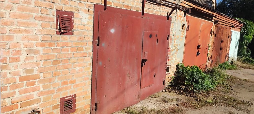 Гараж Район обласної лікарні