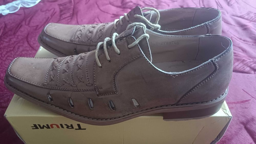 Туфлі чоловічі світлі