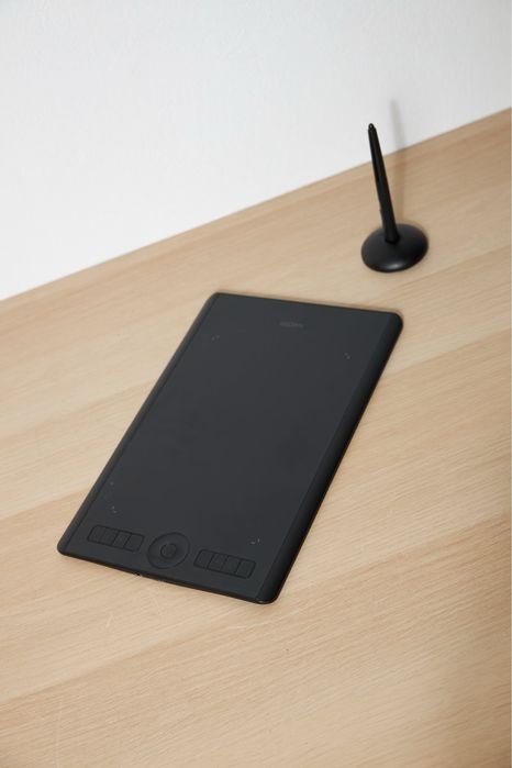 Wacom Intuos Pro M (PTH-660) – Tablet graficzny + Piórko Pro Pen 2