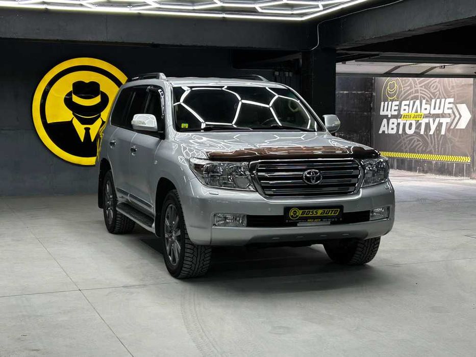 Toyota Land Cruiser 2010