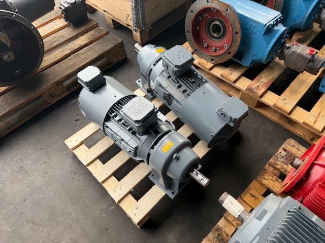 reduktor hydrauliczny do rozdrabniarki odpadów szreddera
