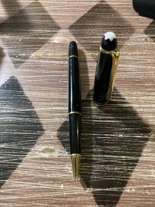 Caneta rollerball Montblanc verdadeira!