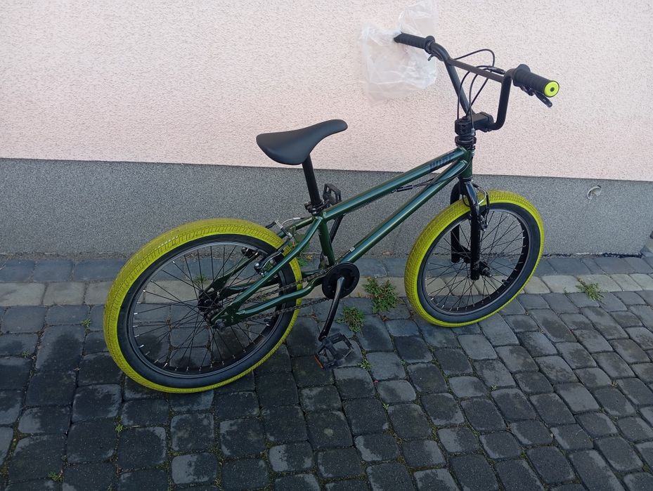 Rower BMX Decathlon dla dziecka