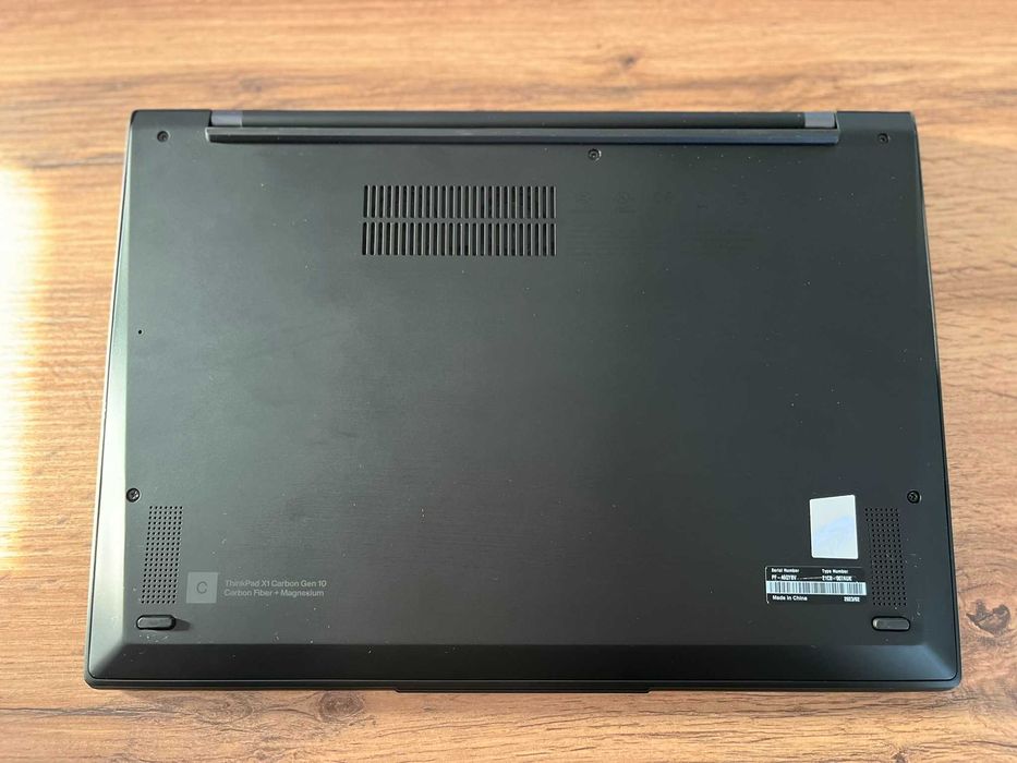 Lenovo ThinkPad X1 Carbon Gen 10