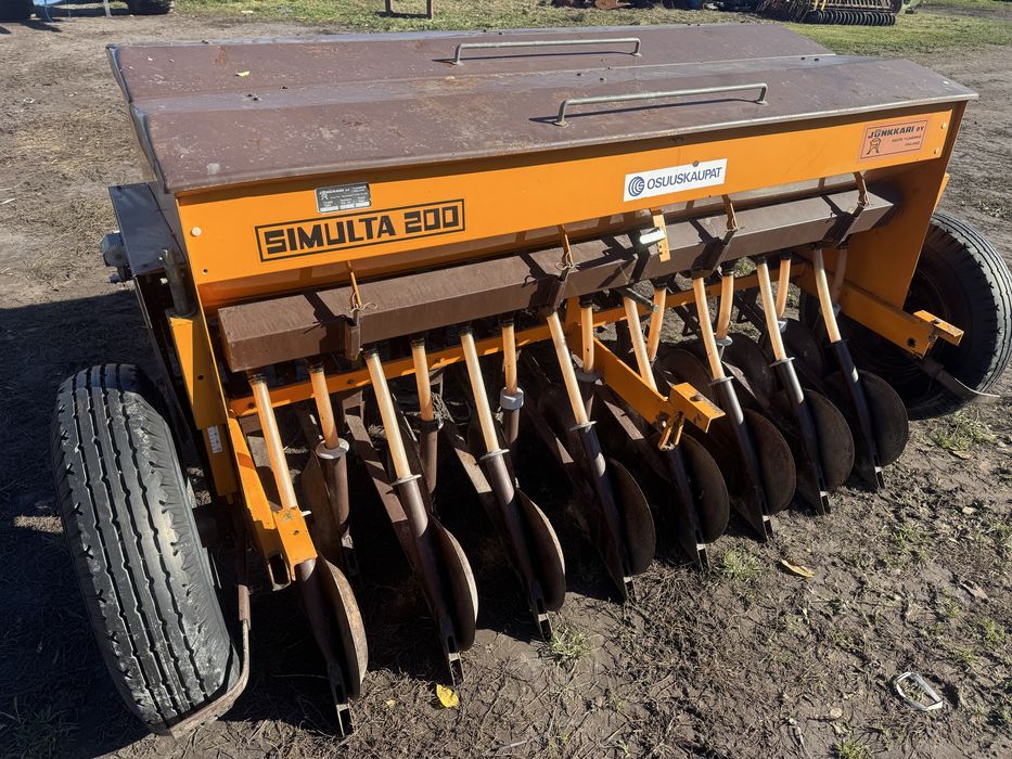Сівалка Зернова навісна Дискова Сошнікова 2м SIMULTA JUNKKARI 200 (сз)