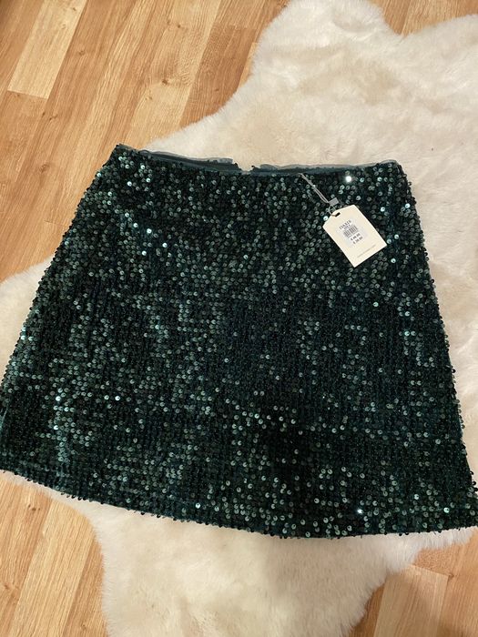 Cekinowa spódnica