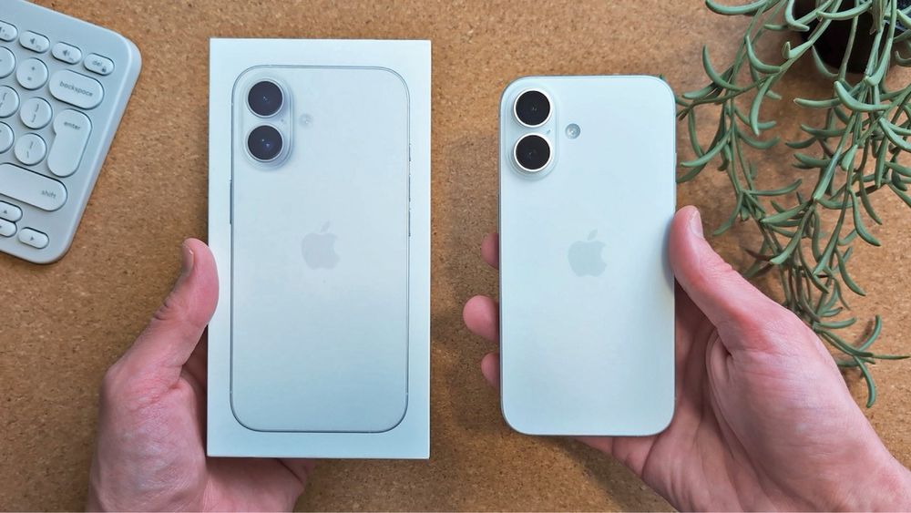 Iphone 16 white 128gb