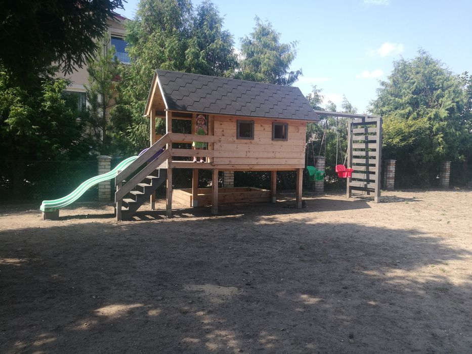 meble ogrodowe, donice , domki zadaszenia