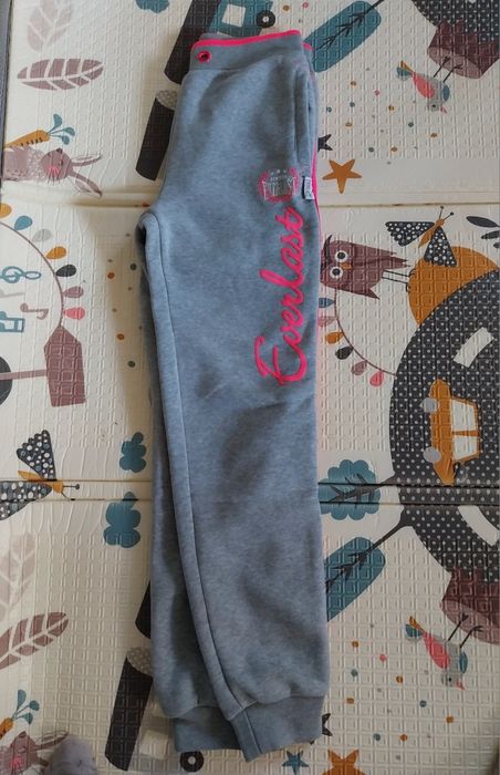 Oryginalne spodnie dresowe Everlast na 152-160cm