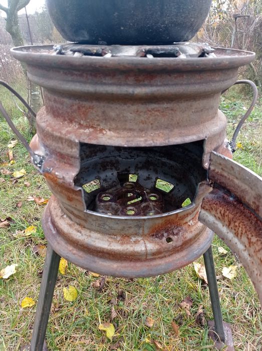 Піччь буржуйка .