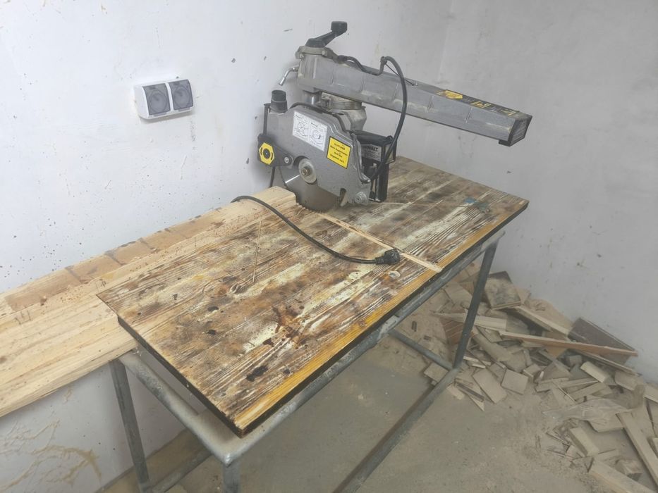 piła radialna DeWalt